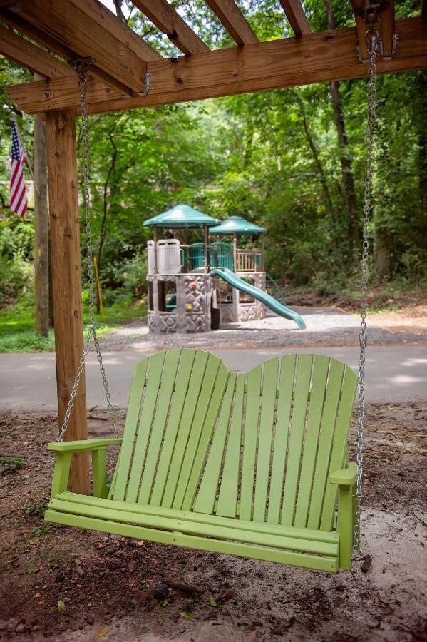 Ernie Cabin Wauhatchie Woodlands Tiny Cabin Chattanooga Exterior photo